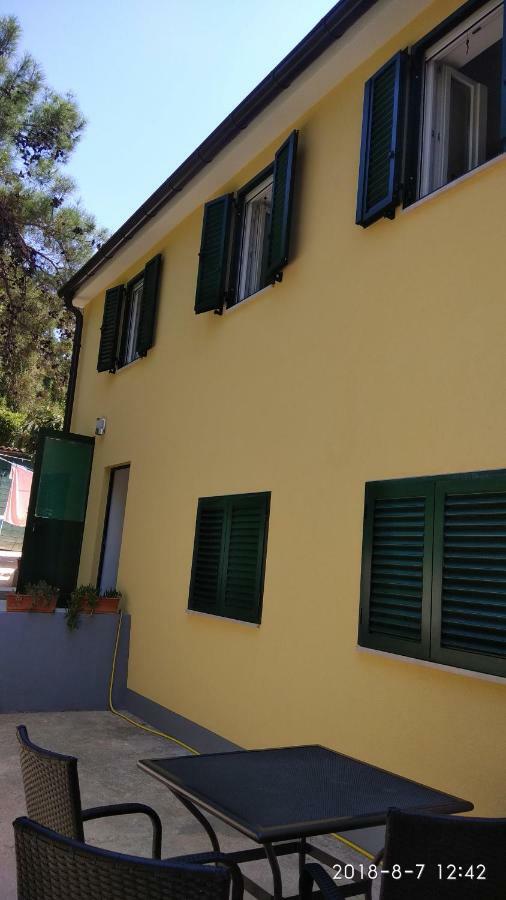 Apartment Zdenka Veli Losinj Exterior photo