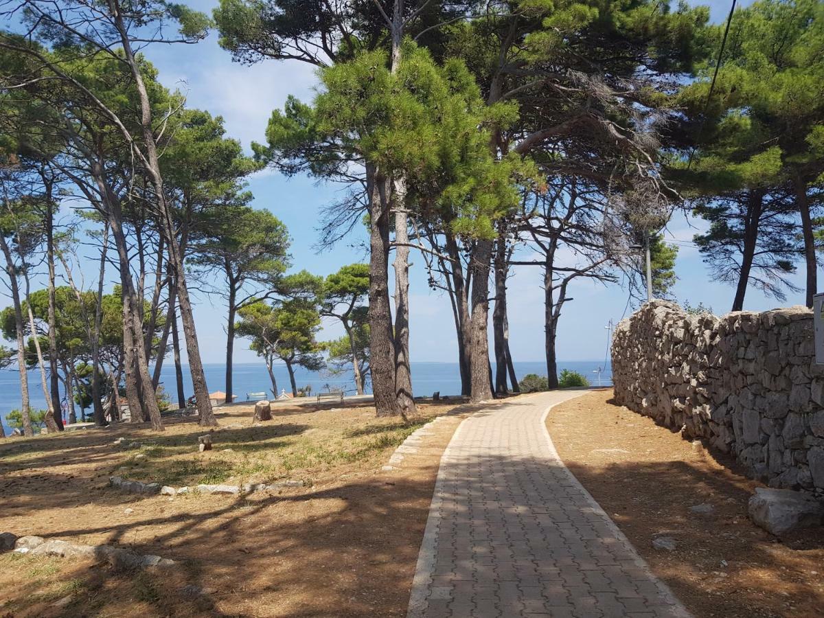Apartment Zdenka Veli Losinj Exterior photo