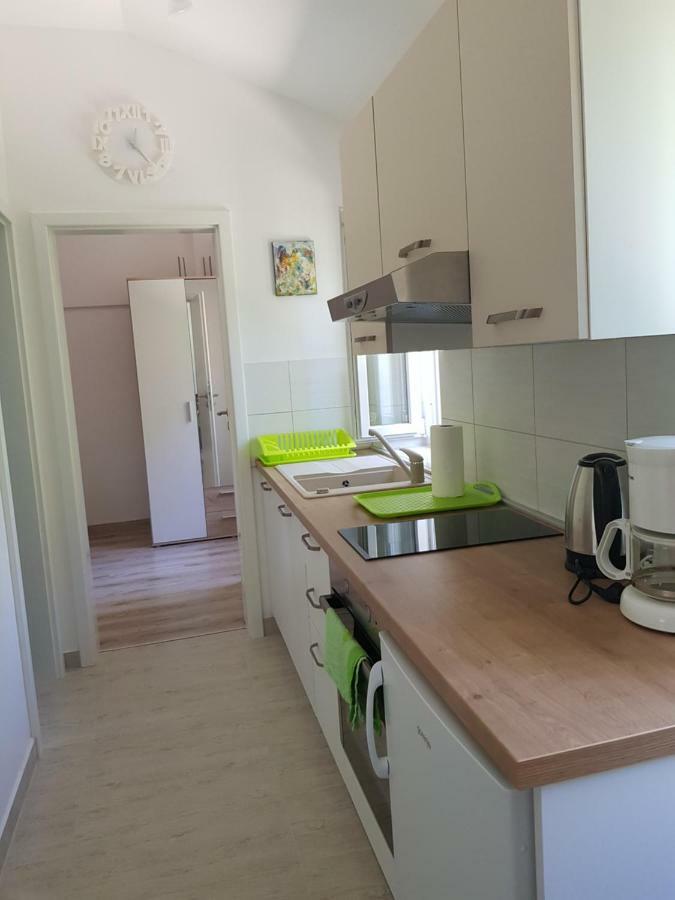 Apartment Zdenka Veli Losinj Exterior photo