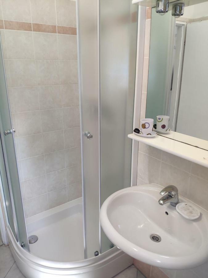 Apartment Zdenka Veli Losinj Exterior photo